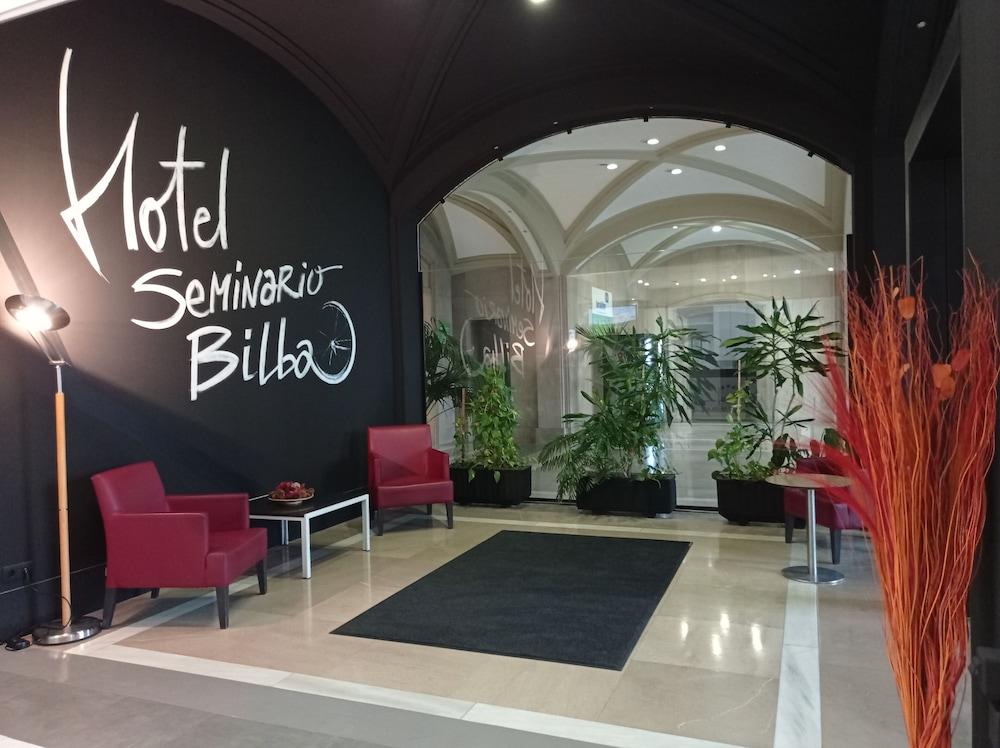 Hotel Seminario Aeropuerto Bilbao